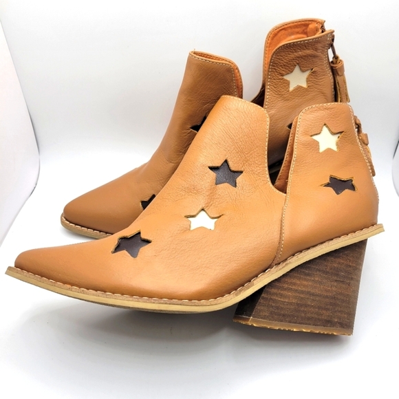 SILVIA COBOS Shoot For The Moon Boots - Picture 4 of 8